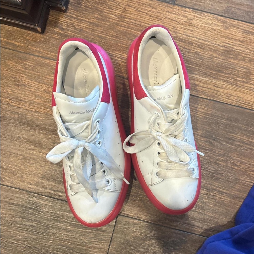 Alexander McQueen White and Pink Sneakers with Bold Sole